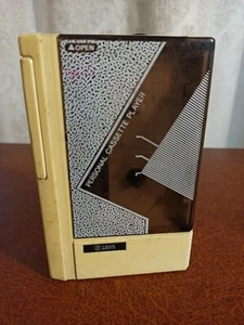 vintage cassette player Levis. Model 28. work - Picture 1 of 12