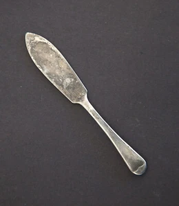 MAYELL Vtg. Silver Plated Cheese Butter Knife Made In England  - Picture 1 of 3
