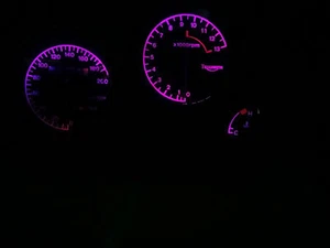 led uhr upgrade kit lightenUPgrade PINK TRIUMPH T3 SPRINT 900 - Bild 1 von 5