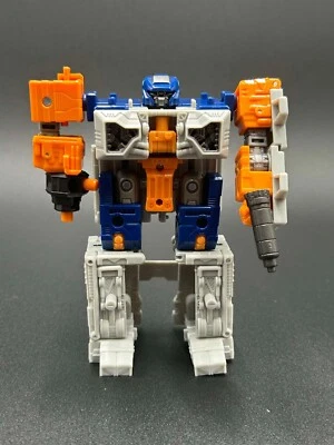 Hasbro Transformers Decepticon Airwave Earthrise War Action Figure - Image 1 of 4