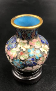VASO ORIENTALE CLOISONNE CLOSONE MINI IN OTTONE DIPINTO A MANO POGGIATA IN LEGNO - Foto 1 di 8
