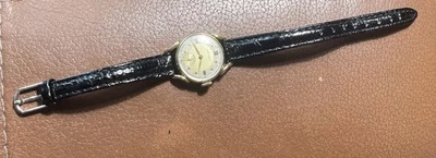 Longines 14k Yellow Gold Women's Watch w/ Leather Band - Image 1 of 4