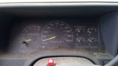 Velocímetro 8-305 Cluster para camioneta Chevrolet 1500 96 259798 Foto 1 de 4