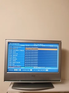 Sony Bravia KDL-20S4020 20" LCD TV Color TV - No Remote - Picture 1 of 24