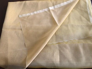 Scampolo Tessuto chiffon acrilico giallino  140 X L  160 cm - Picture 1 of 1