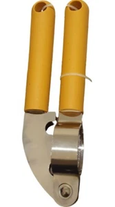 Garlic Press. Bio based made with natural materials. Sugar cane and wood handle - Picture 1 of 4