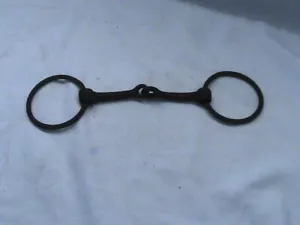 1 USED VINTAGE SNAFFLE HORSE BIT LOOSE RING - Picture 1 of 3