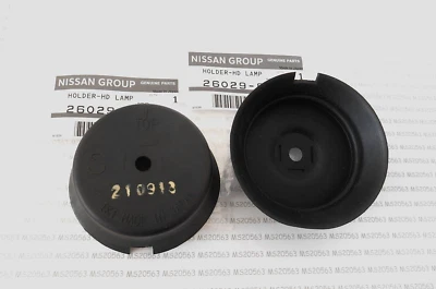 Datsun 510 610 1200 810 300ZX Genuine Headlight Lamp Connector Cover Rubber Boot - Image 1 of 4