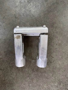 02-03 Indian Gilroy Scout & Spirit Front Fork Handlebar Riser Mount Brackets - Foto 1 di 7