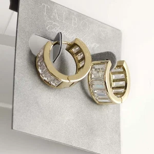 Nuevos pendientes de aro Huggie de 15 mm Talbots circonita cúbica elegantes mujeres fiesta vacaciones joyería regalo - Imagen 1 de 5