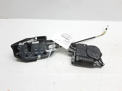 Atuador de trava de porta traseira esquerda BMW F10 528i 535i 550i M5 fechamento suave 7154515 - Imagem 1 de 4