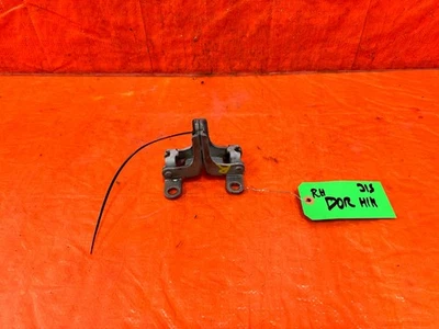 02-06 ACURA RSX - JUEGO DE BISAGRAS PUERTA DELANTERA DERECHA PASAJERO SUPERIOR INFERIOR - OEM #315 Foto 1 de 2