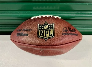 Signed Santonio Holmes NFL Wilson "The Duke" Football Jets Team Issued Ball Auto - Picture 1 of 6