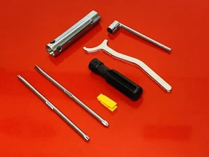 VESPA ET2 ED ET4 1996-2002 KIT ATTREZZI ORIGINALE PIAGGIO FABBRICA 7 PEZZI - Foto 1 di 7