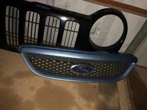 Ford Falcon Grille BF 10/2002-08/2006 - Picture 1 of 3