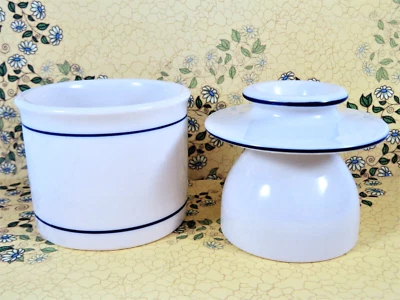 Vasija esmaltada para guardián de mantequilla de gres Norpro casa de campo detalles azules Foto 1 de 4