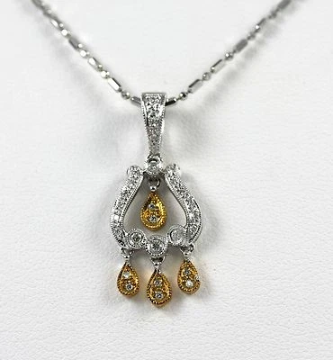 Colgante estilo antiguo de diamantes de oro bicolor de 18 k con 0,20 quilates   Foto 1 de 2