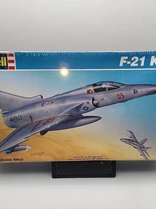 Revell - F-21 Kfir - 1/100 Scale - Model Kit - New FS - Picture 1 of 7