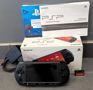 Console Sony Playstation Portable PSP E1004 Street - Noire - Excellent état ! - Imagen 1 de 21