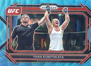 2023 Panini Prizm UFC Blue Wave Parallel NO. 93 Yana Santos - Bantamweight