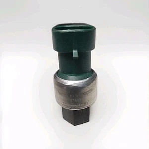 3839315-C1 1000067349 1000250287 Low Pressure Switch fits Navistar Truck - Picture 1 of 6