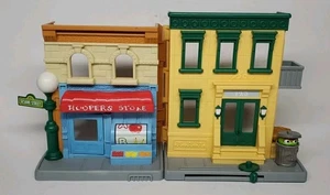 2010 Sesame Street Hoopers Store In Great Condition PBS  - Picture 1 of 7