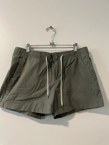 Vuori Ripstop Shorts Women’s Size Large Organic Cotton Olive Green - Picture 1 of 4