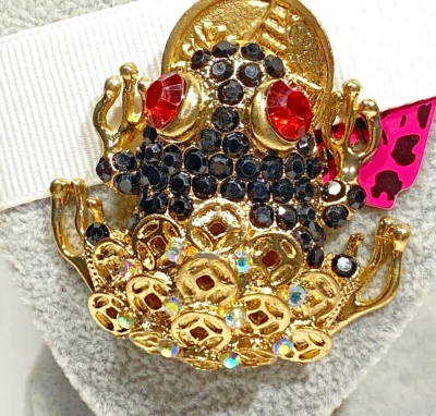 BETSEY JOHNSON COLGANTE ORO BUENA SUERTE MONEDA RANA NEGRO/AB CRISTALES COLGANTE Foto 1 de 4