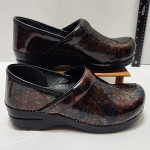 Dansko Still Clogs Schuhe Damen Größe 40 US 9 1/2 Mehrfarbig Rainbow Scribble - Bild 1 von 11