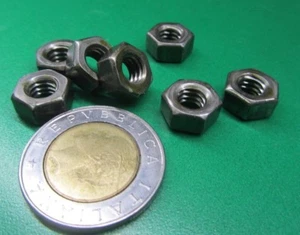 Hex Nut, Grade 5 Steel, RH, 1/4"-20, 7/16" W x 7/32" H, 300 Pc - Picture 1 of 11