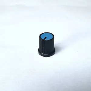 Manopola blu di ricambio singola per pedali effetti serie DOD FX con albero zigrinato - Foto 1 di 2