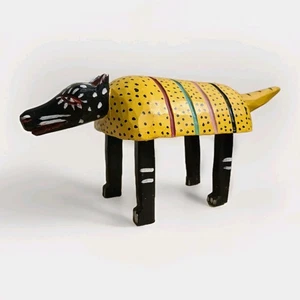 Vintage geschnitztes Holz Holz handbemalt Gürteltier Volkskunst mexikanisch - Bild 1 von 11