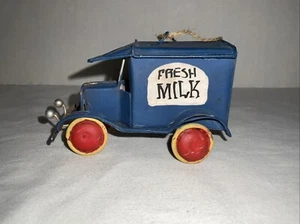 Weihnachtsschmuck FRISCHE MILCH LKW Metall - Bild 1 von 12