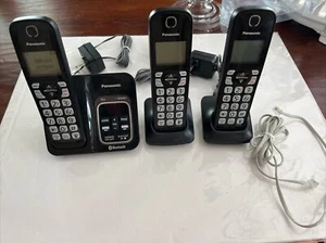 Panasonic KX-TGD560 Link2Cell Bluetooth Cordless Phone System w/3 Handsets Base - Picture 1 of 10