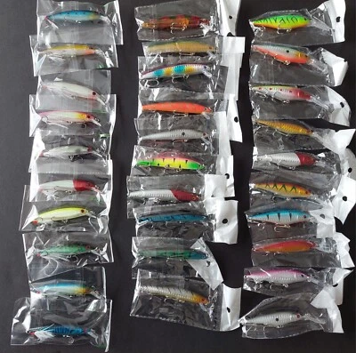 Mixed Lot Fishing Lures 30 Pcs Crankbaits Minnow Baits Tackle Bass brand new USA - Image 1 of 4