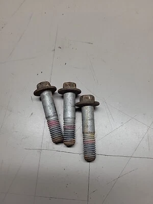 Parafuso de rolamento de roda dianteira 00-13 Chevrolet Impala 11570580 - Imagem 1 de 4