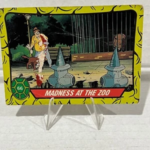Tarjeta Topps Teenage Mutant Ninja Turtles 1989 primera serie #66 locura en el zoológico - Imagen 1 de 2