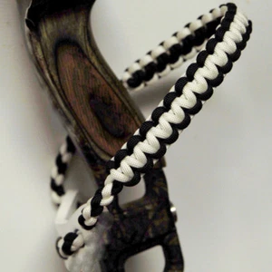 Black & White Bling Sling Archery bow wrist strap FREE SHIP Mathews Bear PSE  - Picture 1 of 1