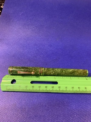 Bolígrafo plano verde jade - sin nombre del fabricante - GFT LF - restaurado - 14KT Flexi plumín Foto 1 de 3