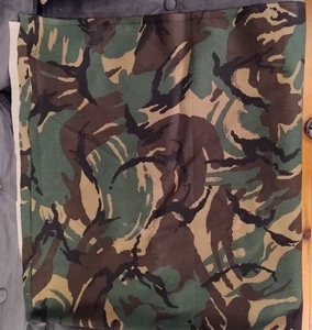 2 Meter x 46 Zoll breiter Camoflage Stoff, leichter Stretch. - Bild 1 von 7