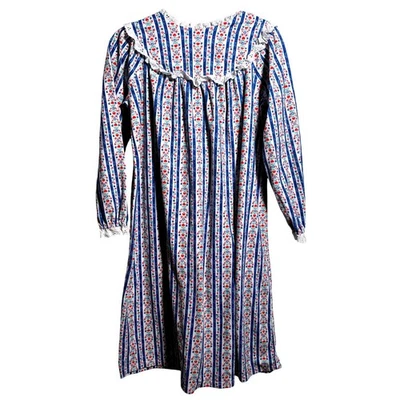 Lanz of Salzburg Gown Girls L (10/12) Fleece Floral Eyelet Lace Tryolean Hearts - Image 1 of 4