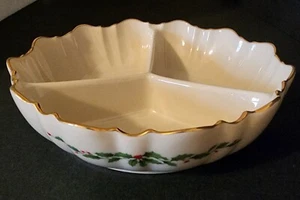 Lenox Holly & Berry dreiteiliges Gewürz - Genuss - Nussschale 7,5 Zoll gerippt - Bild 1 von 8