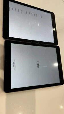 2 x iPad  Air  - Image 1 of 4