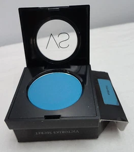 VICTORIA'S SECRET SILKY EYE SHADOW IN TRUE BLUE NIB - Picture 1 of 1