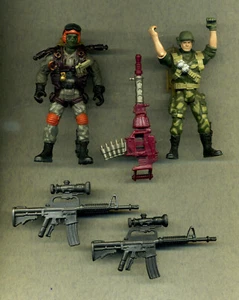 Soldaten -- Mit Waffen -- Action Figuren -- Chap Mei -- 2 Stück - Konvolut -N - Bild 1 von 2
