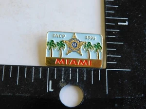 UNITED STATES SECRET SERVICE MIAMI FLORIDA PIN IACP CHIEF OF POLICE 1995 - Picture 1 of 2
