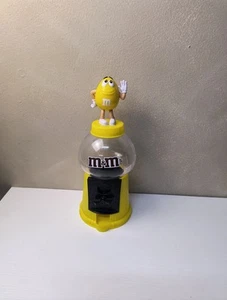 2016 M&M Candy Dispenser Coin Bank Yellow Waiving Rare - Picture 1 of 7