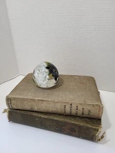 Fermacarte vintage in vetro artistico giallo blu bianco motivo floreale - Foto 1 di 11