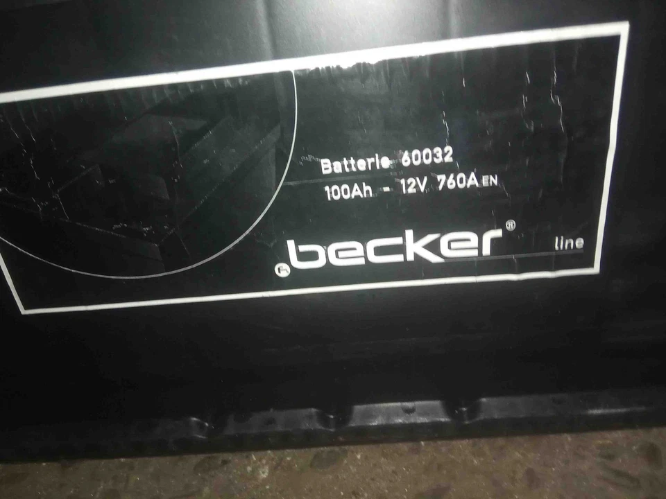 PEUGEOT 607 9D, 9U Becker 100Ah 760A Batería 2.70 Diesel 150kw 2006 11088662 Foto 1 de 1