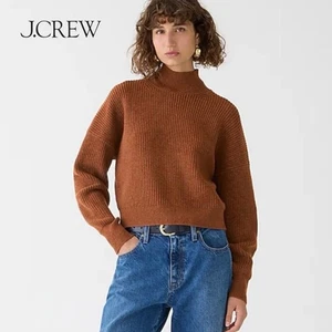 J. Suéter Crew Acanalado Cuello Alto en Hilo Elástico S Brezo Avellana $128 - Imagen 1 de 14